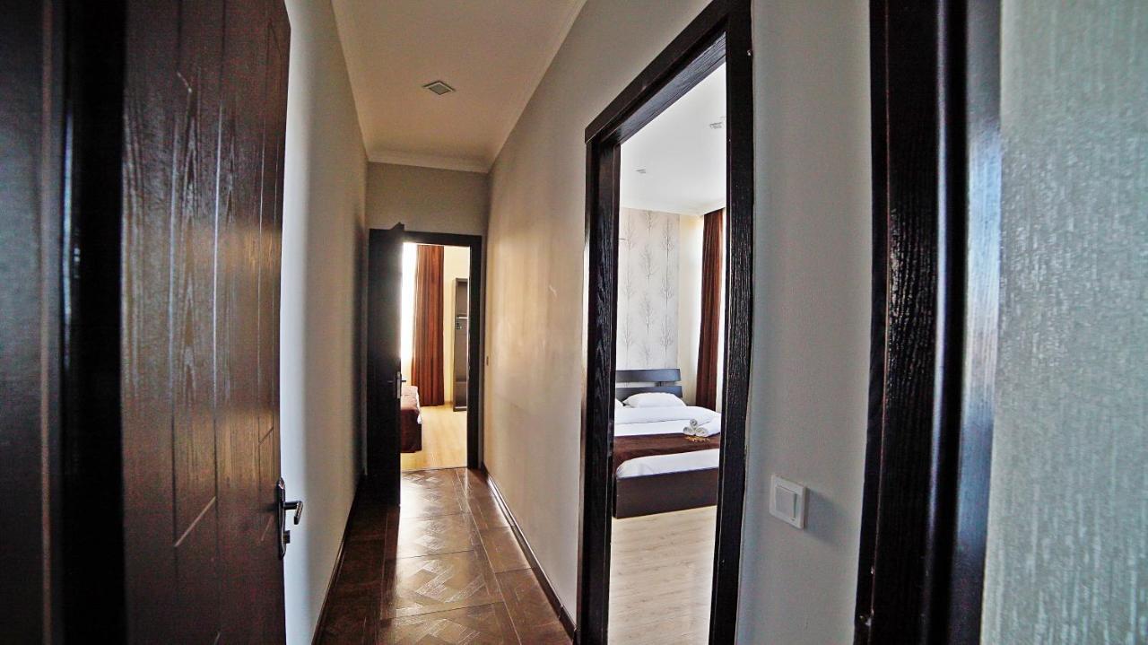 Mardi Plaza Hotel Batumi Exterior photo